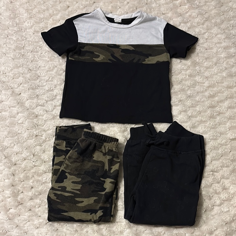 Black and Camouflage T-Shirt and Pants Set